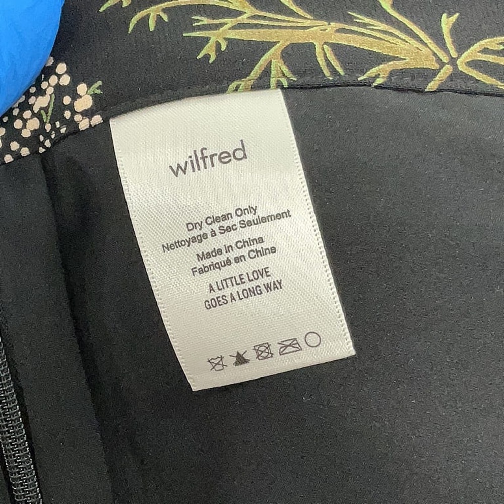 Aritizia Wilfred Scalloped Short - Black / Floral (8) - Picture 4 of 7